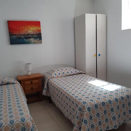 아파트 Sibil House